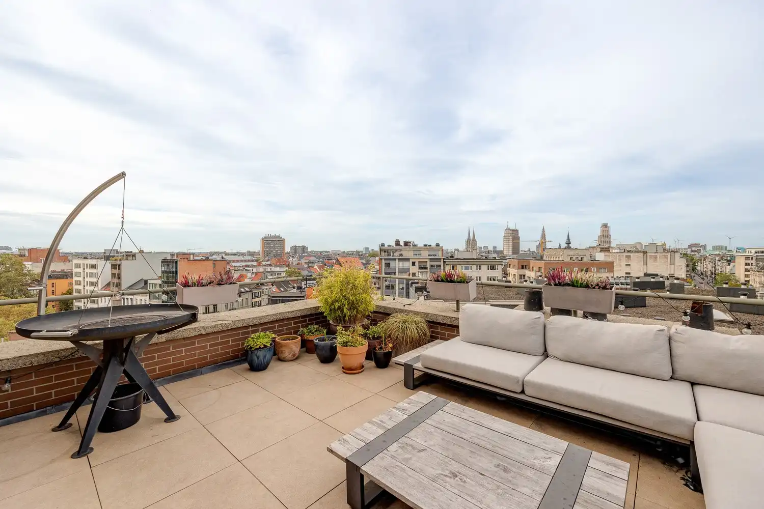 Fantastische energiezuinige penthouse (EPC B!) aan de Nationale Bank met 2 slaapkamers en 2 badkamers, zalig terras 20m², ruime kelder en 2 optionele garages foto 20