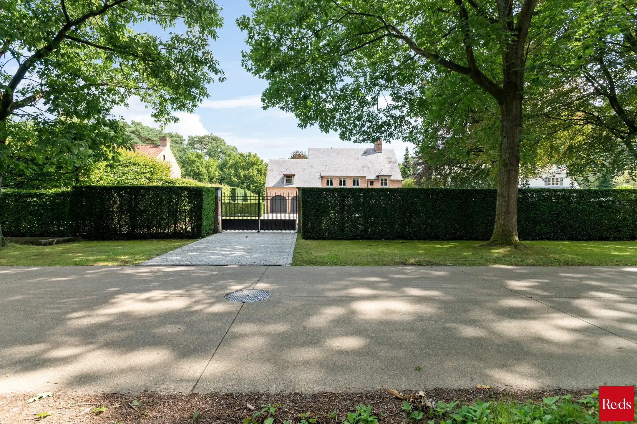 Exclusieve villa met lift, bijgebouw en EPC A  foto 2
