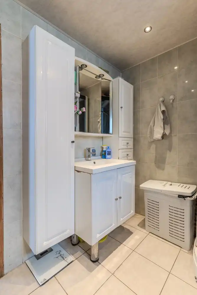 Gezinswoning met 4 slaapkamers te koop in Maasmechelen foto 17