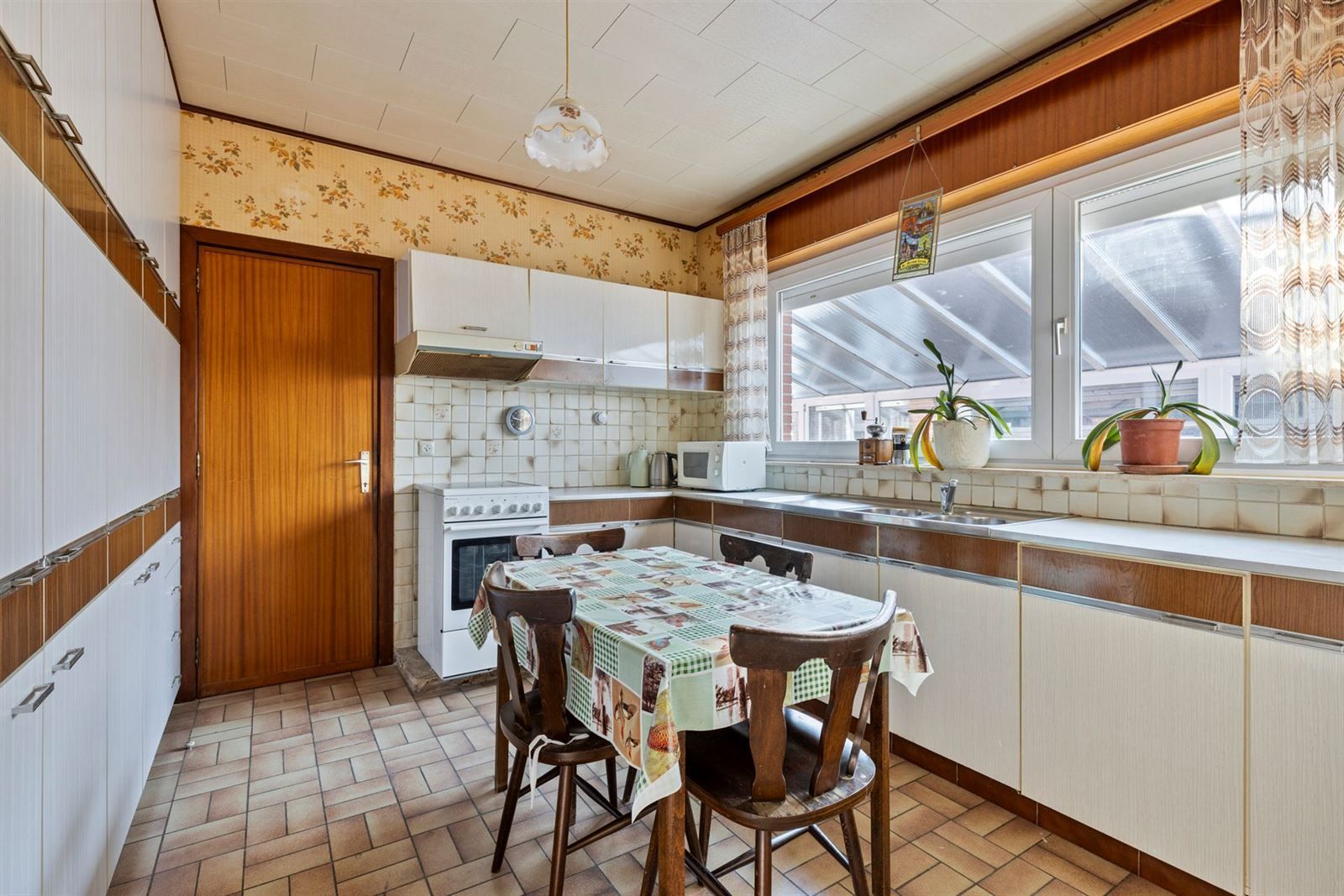 Goed gelegen bungalow te koop foto 7
