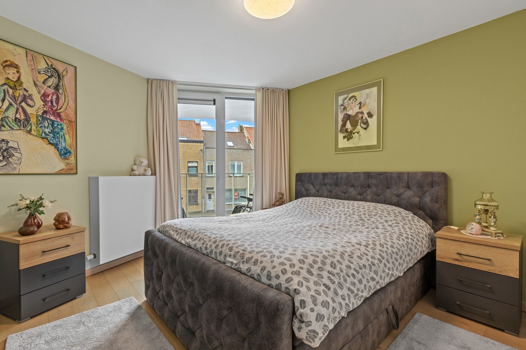 Perfect onderhouden 2 slpk. appartement met prachtig zicht foto 12