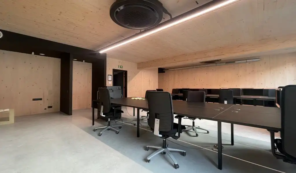 Moderne kantoorruimte te huur vlakbij station van Berchem foto 7