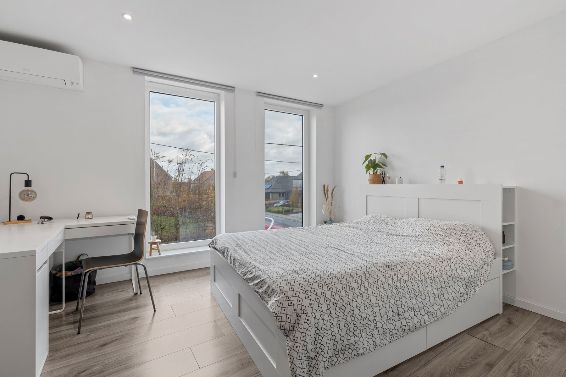 Moderne en exclusieve villa met 4 slpk, zwembad en wellness foto 19