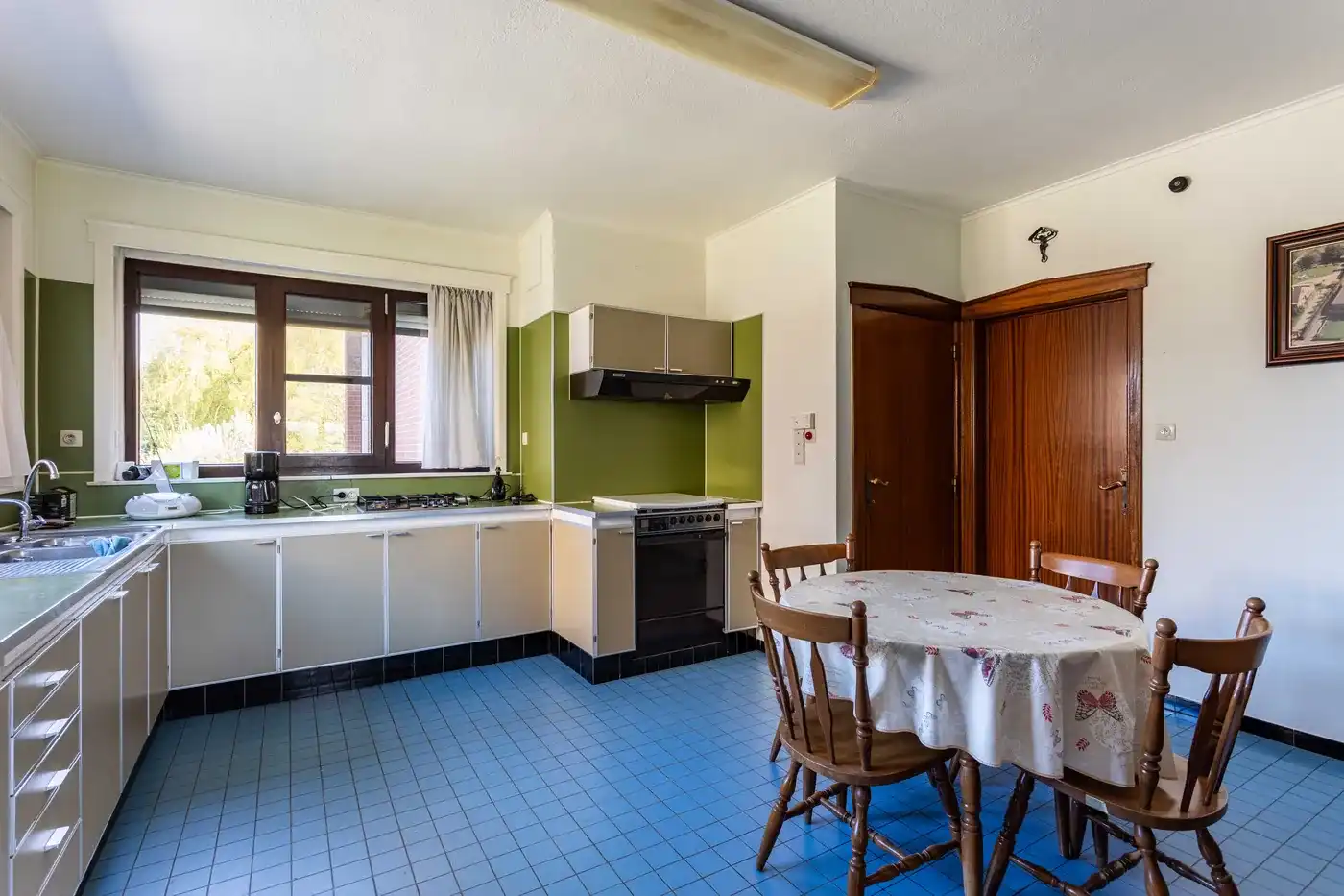 Ruime alleenstaande woning te Kerkhove. foto 11