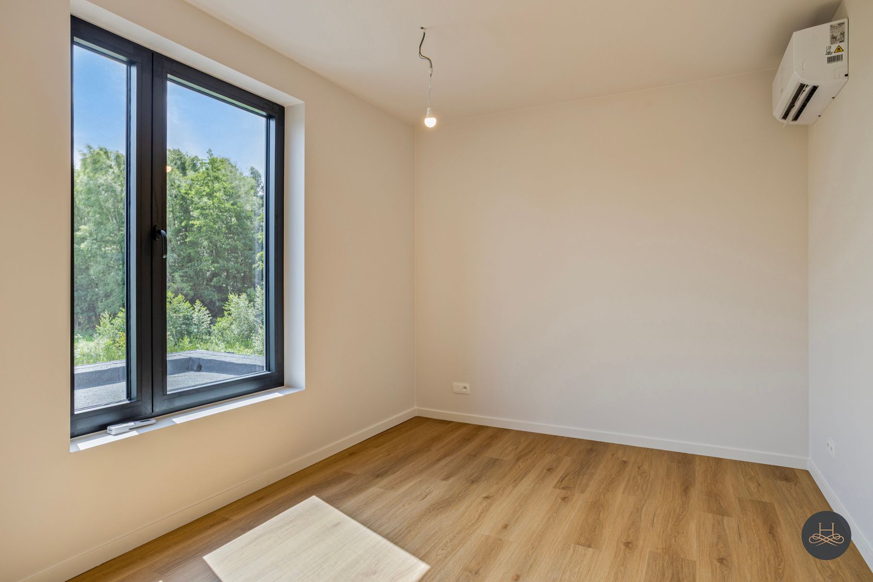 Hoogwaardig afgewerkte nieuwbouw villa met open zicht foto 19