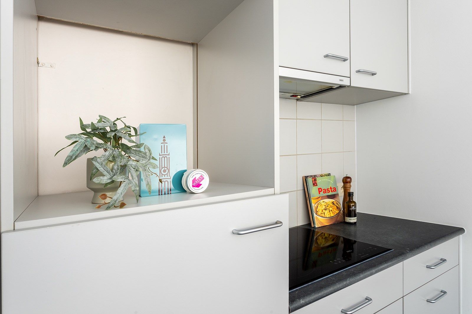 Ruim en prima gelegen appartement met tuin te Boechout foto 11