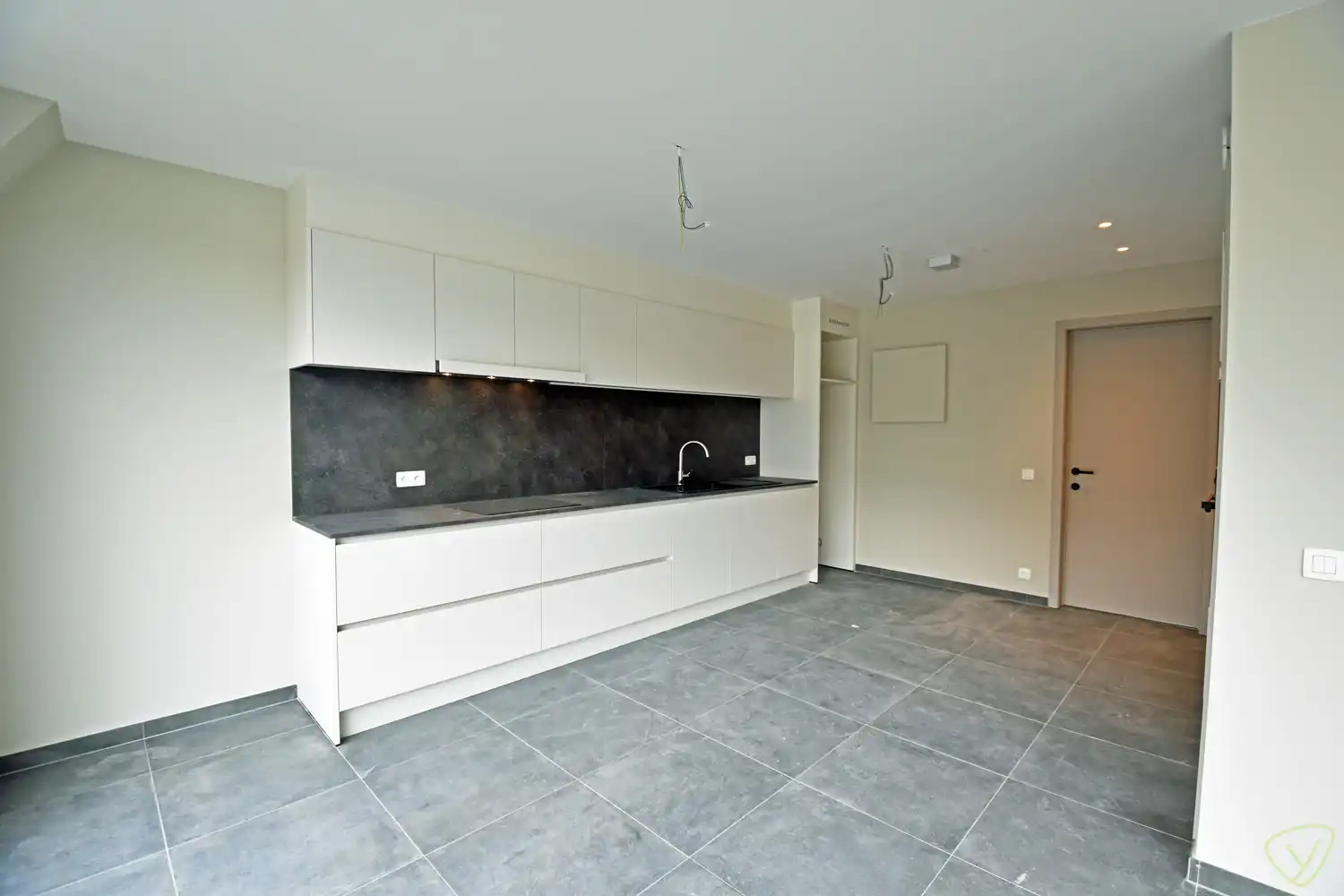 Prachtige nieuwbouwresidentie met een luxueuze afwerkingsgraad in het centrum van Eeklo! foto 7
