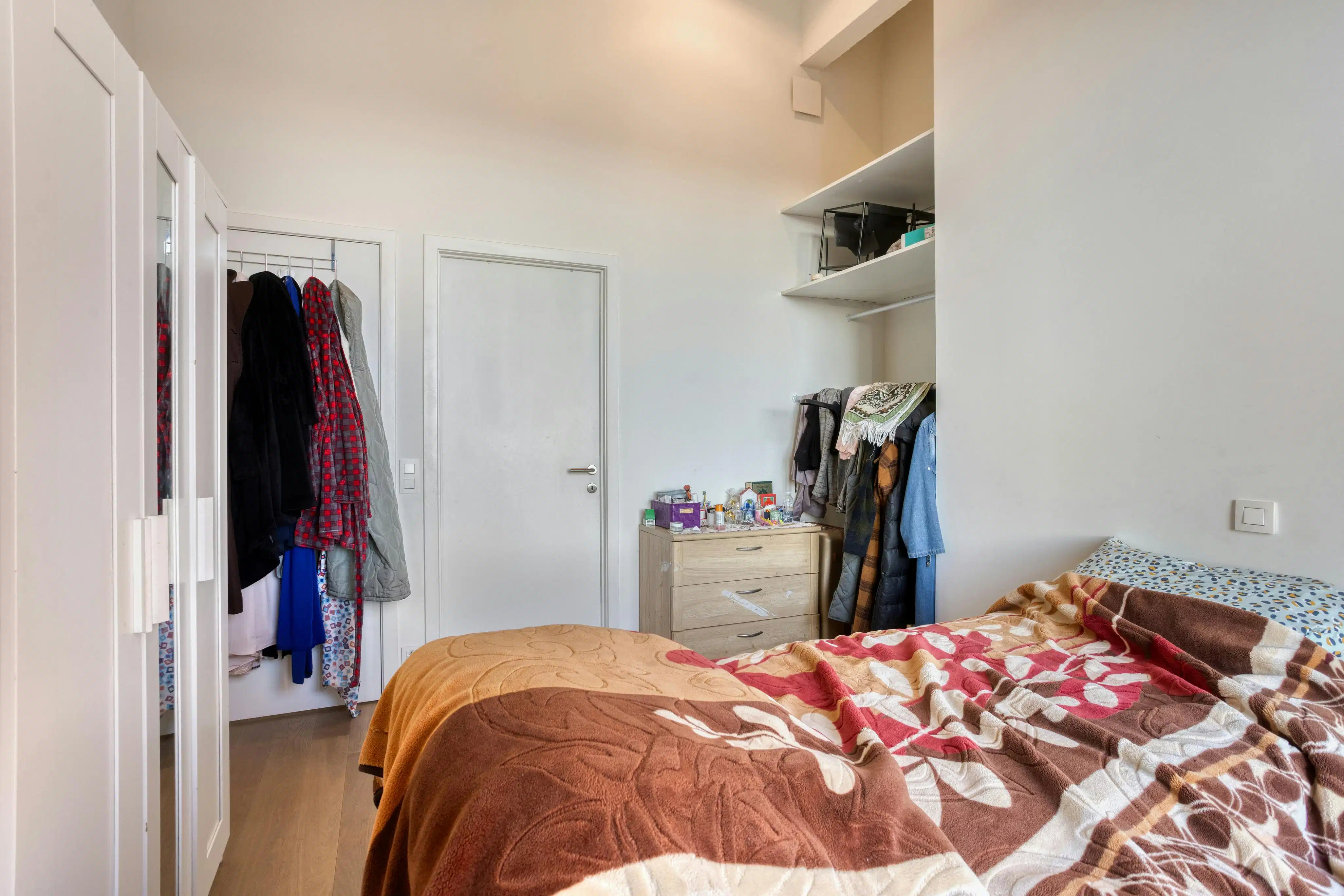 Loft-appartement één slaapkamer in voormalig fabrieksgebouw foto 10