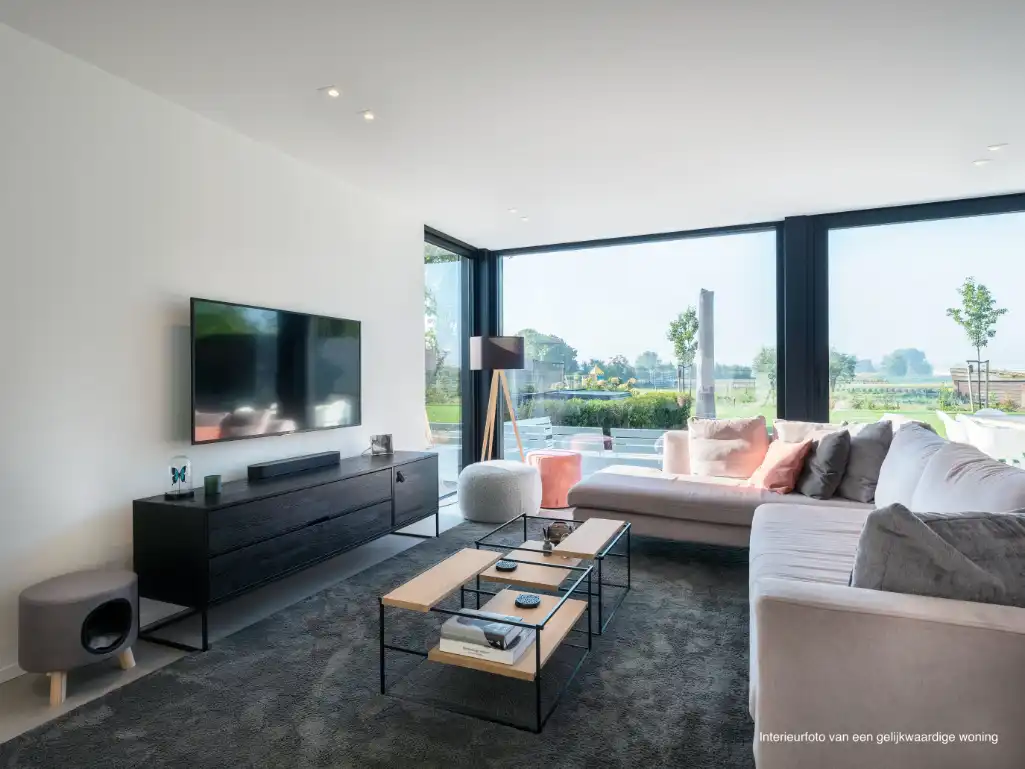 Prachtige villa te koop in Zwevezele met 4 slaapkamers en ruime tuin - uw droomhuis wacht op u! foto 7