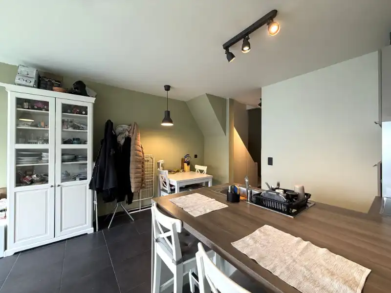 Leuke moderne woning op rustige topligging nabij Sint-Pietersstation en UZ Gent foto 5