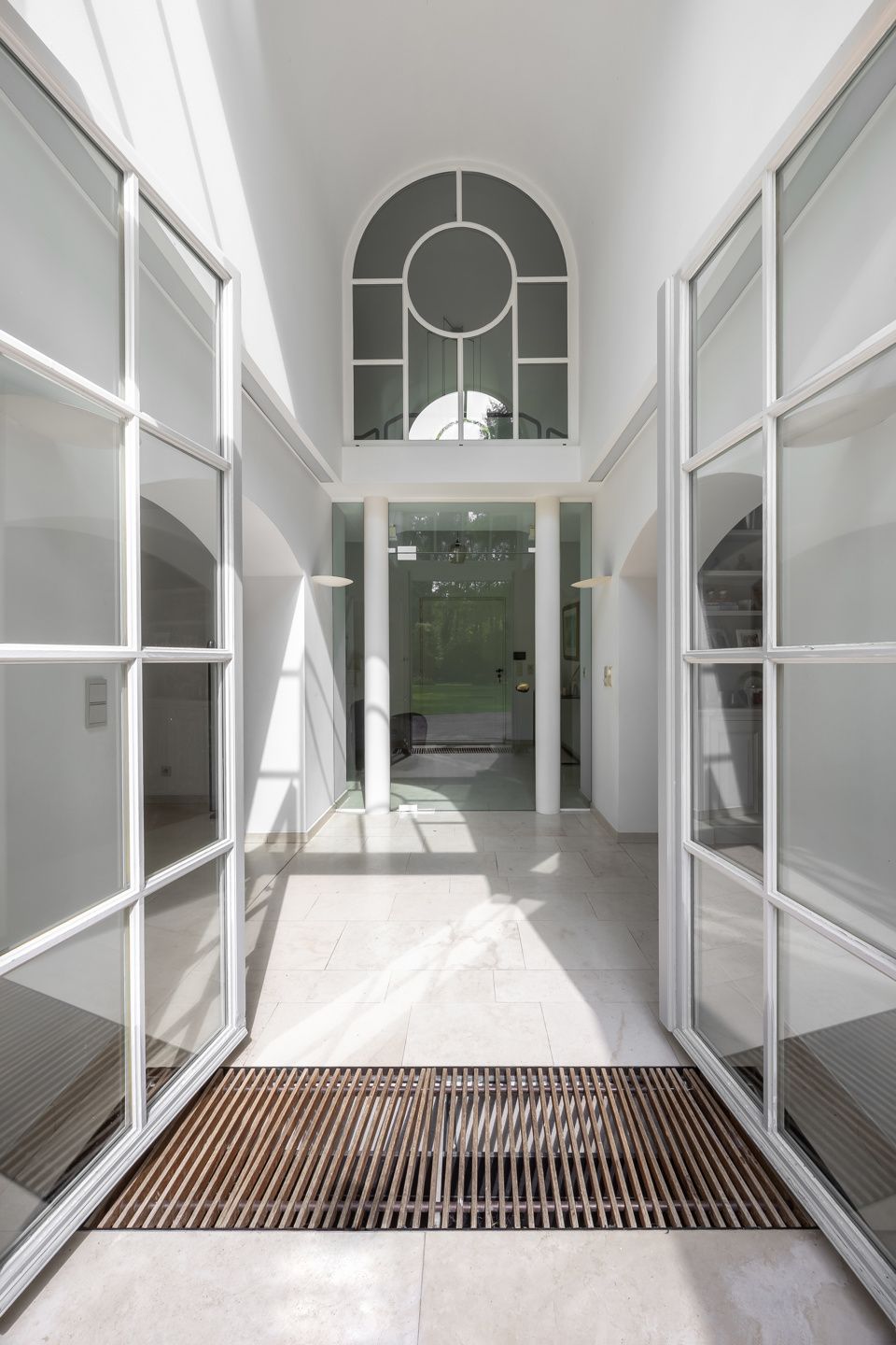 Stijlvolle villa met prachtige tuin op royaal perceel foto 5