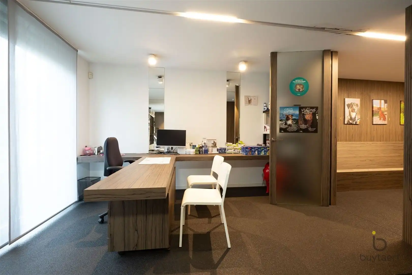 RUIME EN LICHTRIJKE PRAKTIJK IN GELIJKVLOERSAPPARTEMENT MET PRIVÉ-TUIN foto 10