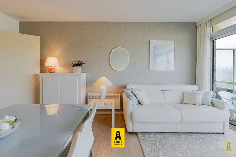 Instapklare zonnige studio met zeezicht! foto 10