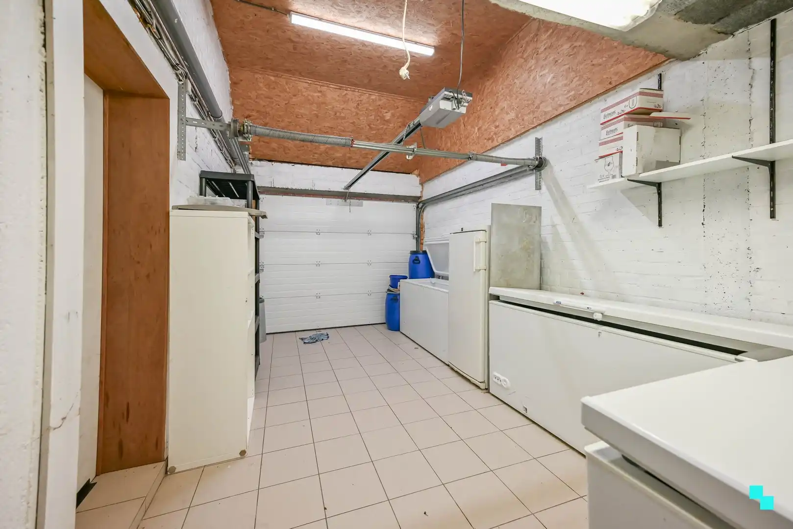 Uiterst commercieel gelegen handelspand foto 21