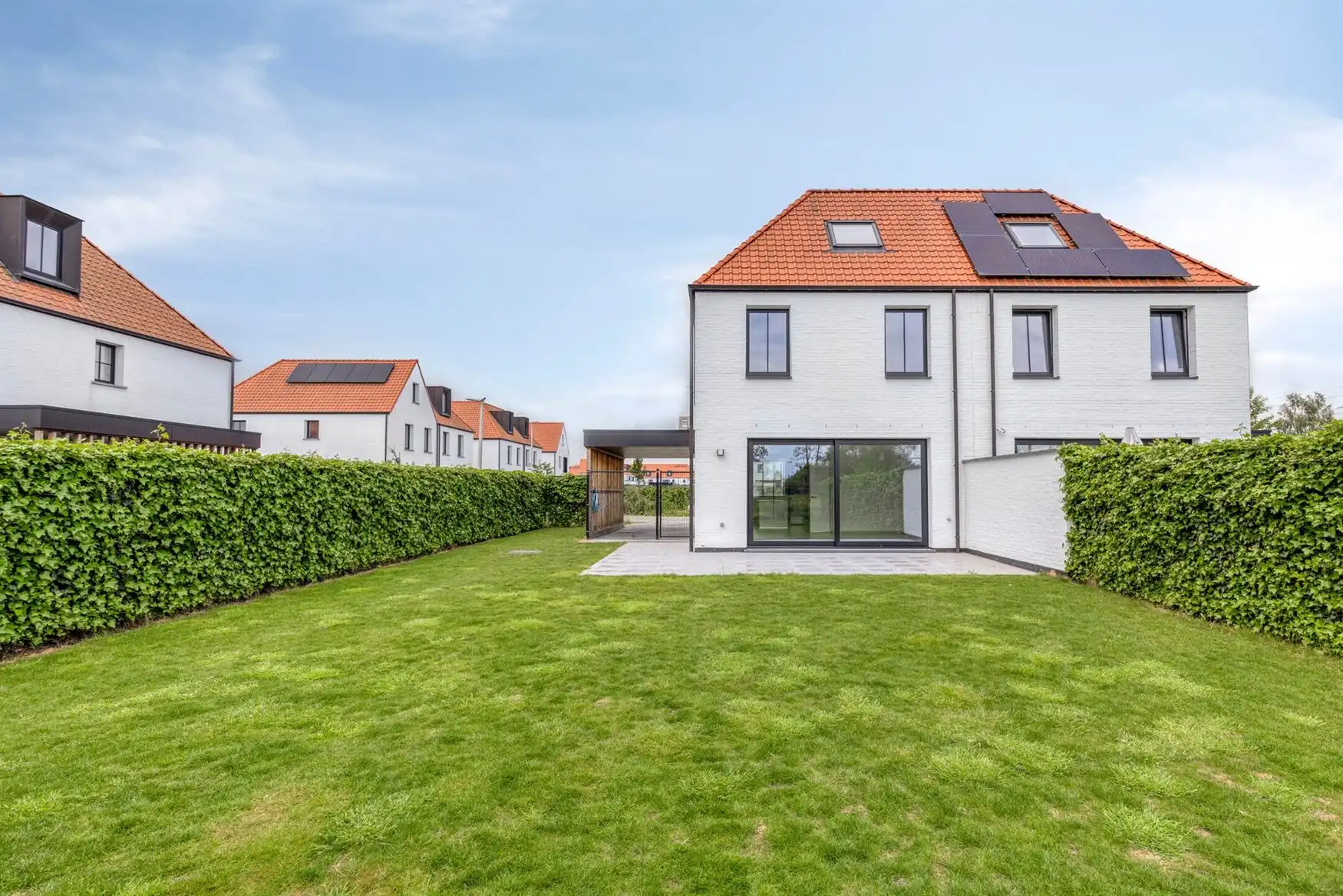Nieuwbouwwoning op gunstige locatie foto 18