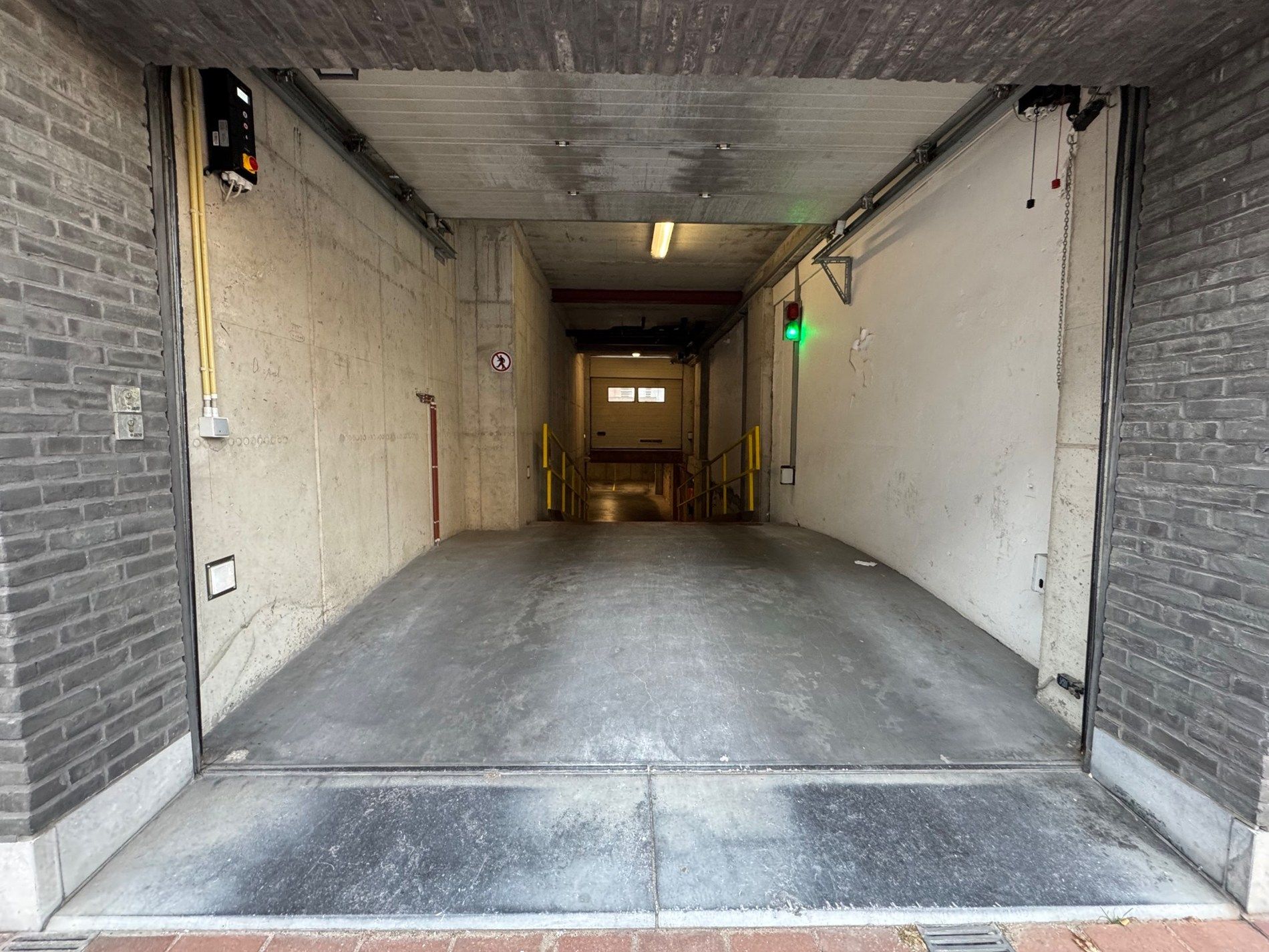 Autostaanplaats in het centrum van Knokke foto 3