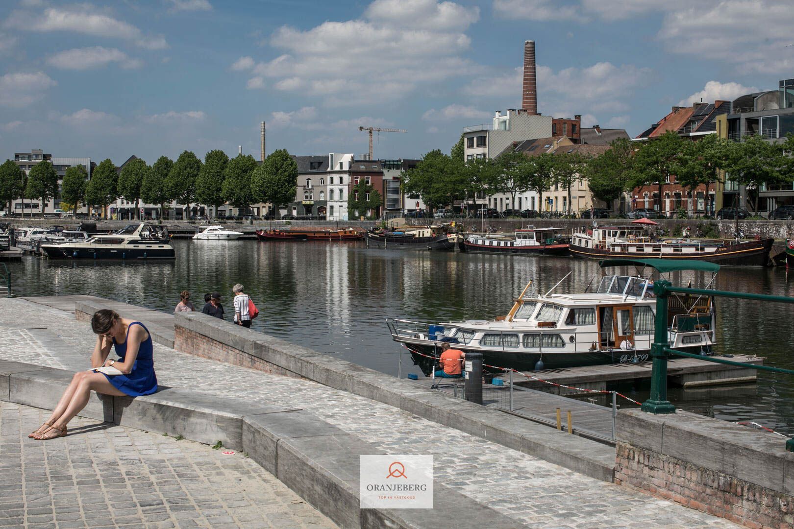 Lichtrijke gerenoveerde studio te koop vlakbij centrum Gent foto 3