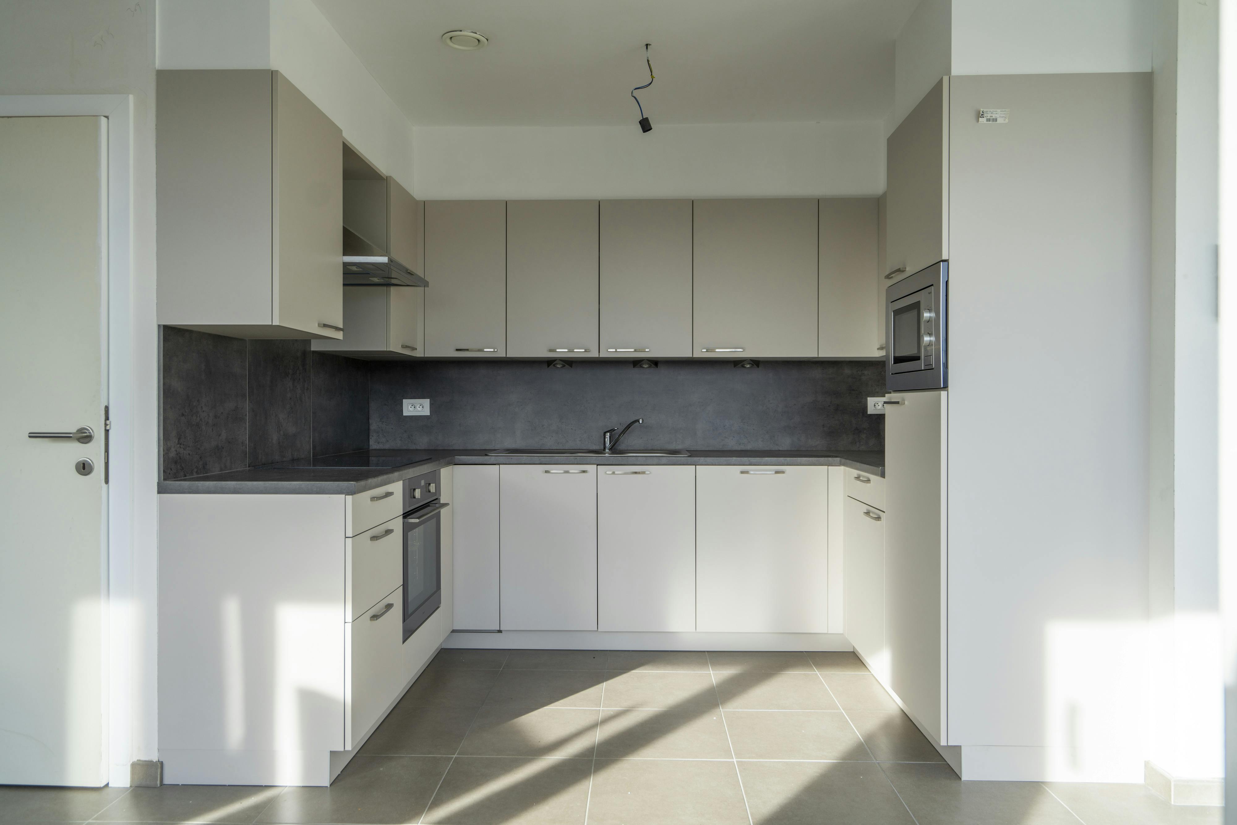 Nieuwbouwappartement te koop nabij centrum Wervik foto 5