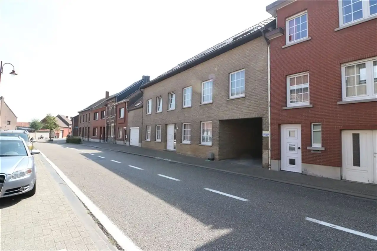 Gezellig dakappartement, grote leefruimte, 1 slpk. en garage  foto 14