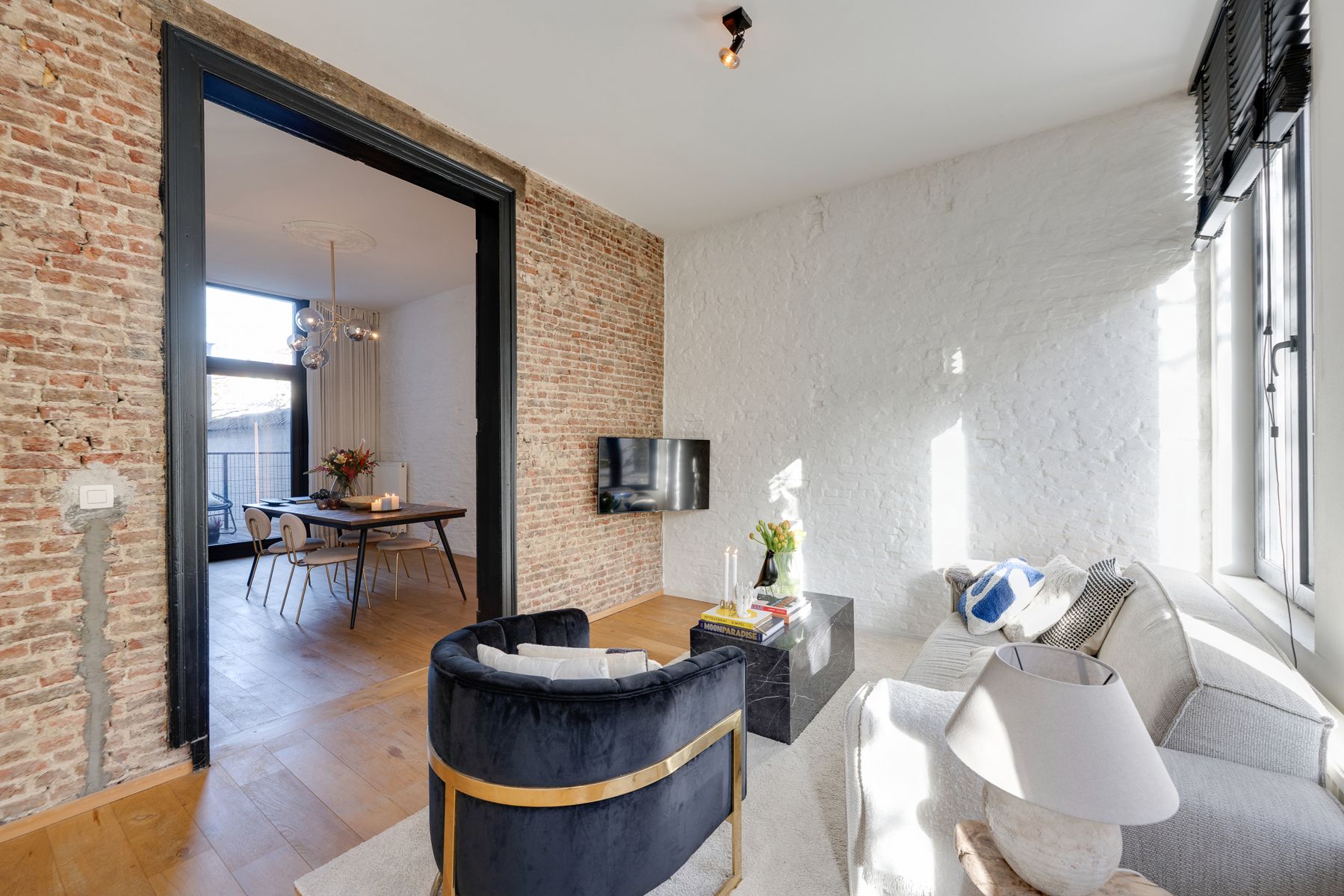 Karaktervol appartement met terras op het trendy Zuid foto 10