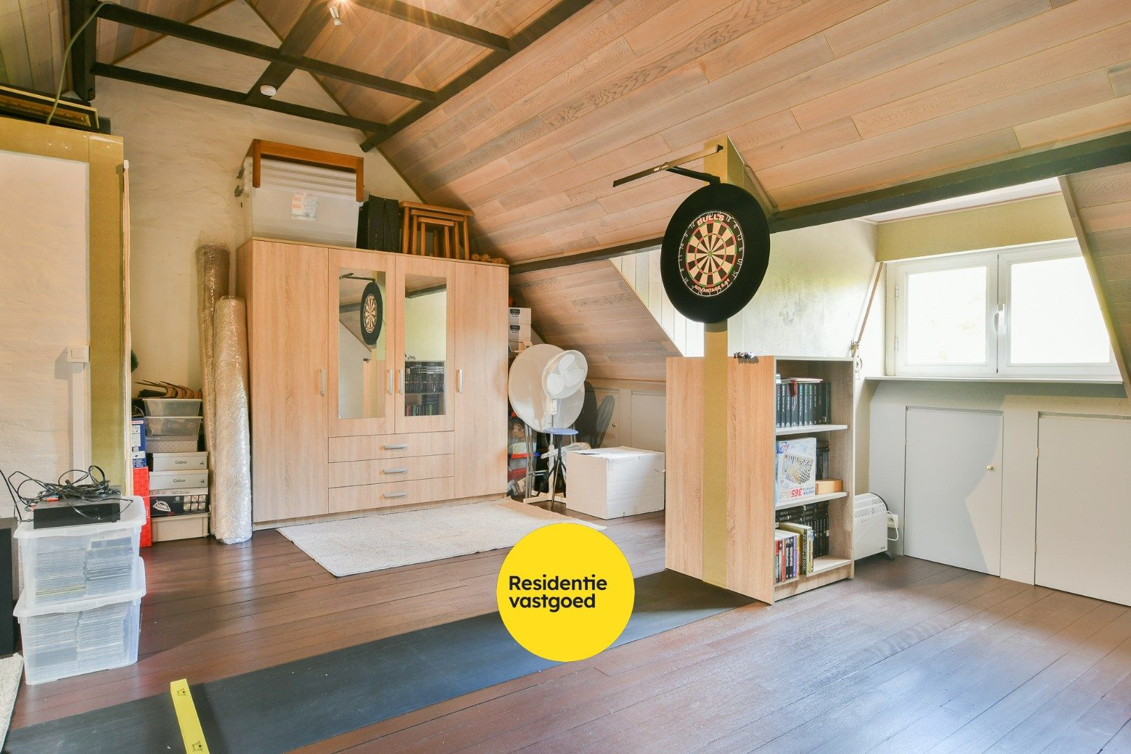 Verzorgde gezinswoning met zonnige tuin te St-Michiels foto 16