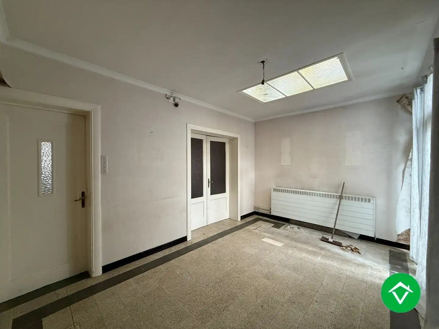 Rijwoning met 3 slaapkamers en tuin op centrale ligging te Roeselare foto 6