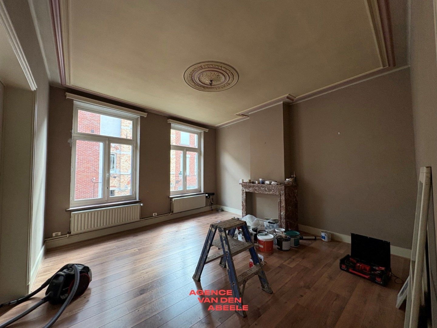 Recent gerenoveerd 2-slaapkamerappartement met terras in het centrum van Brugge foto {{pictureIndex}}