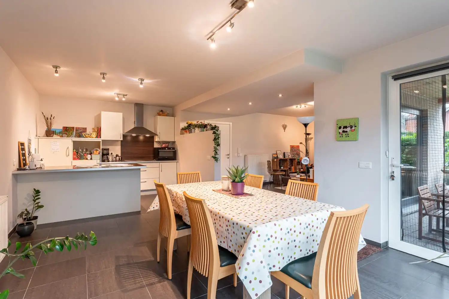 Opbrengsteigendom met 2 verhuurde appartementen in rustige omgeving te Sint-Truiden foto 16