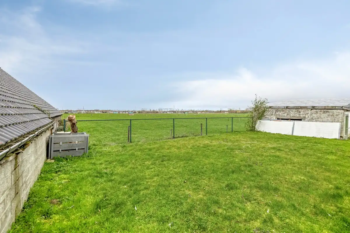 Charmante gezinswoning op ruim perceel foto 47