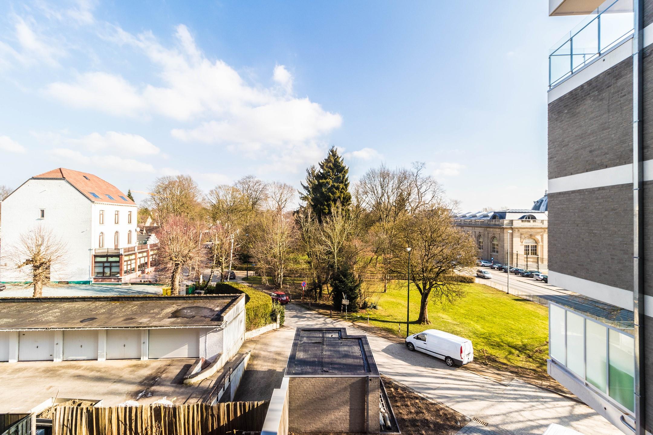 WEZEMBEEK-OPPEM: Ruim duplex-appartement foto 16