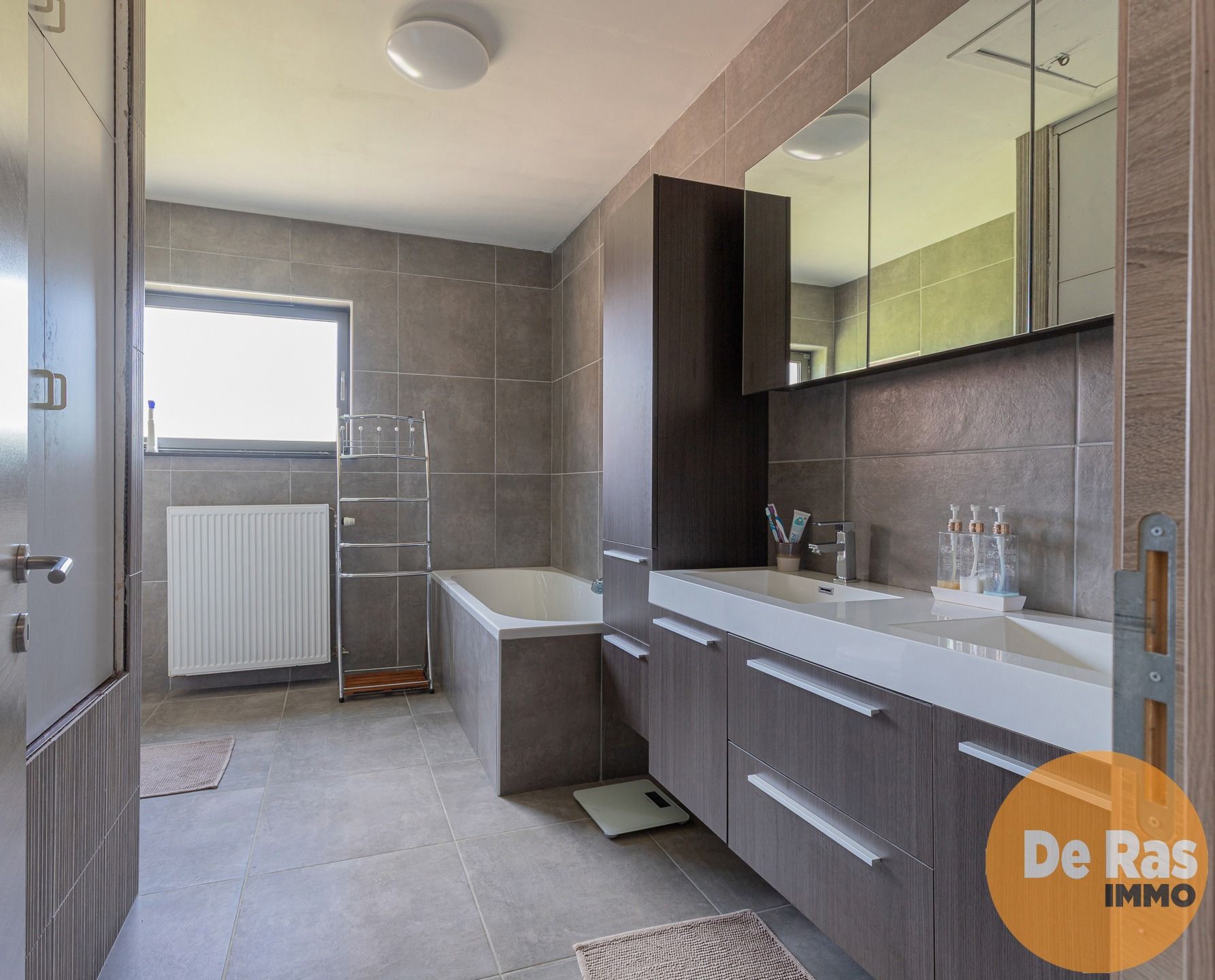 STEENHUIZE - Ruime villa in landelijke omgeving met 3 slpks foto 18