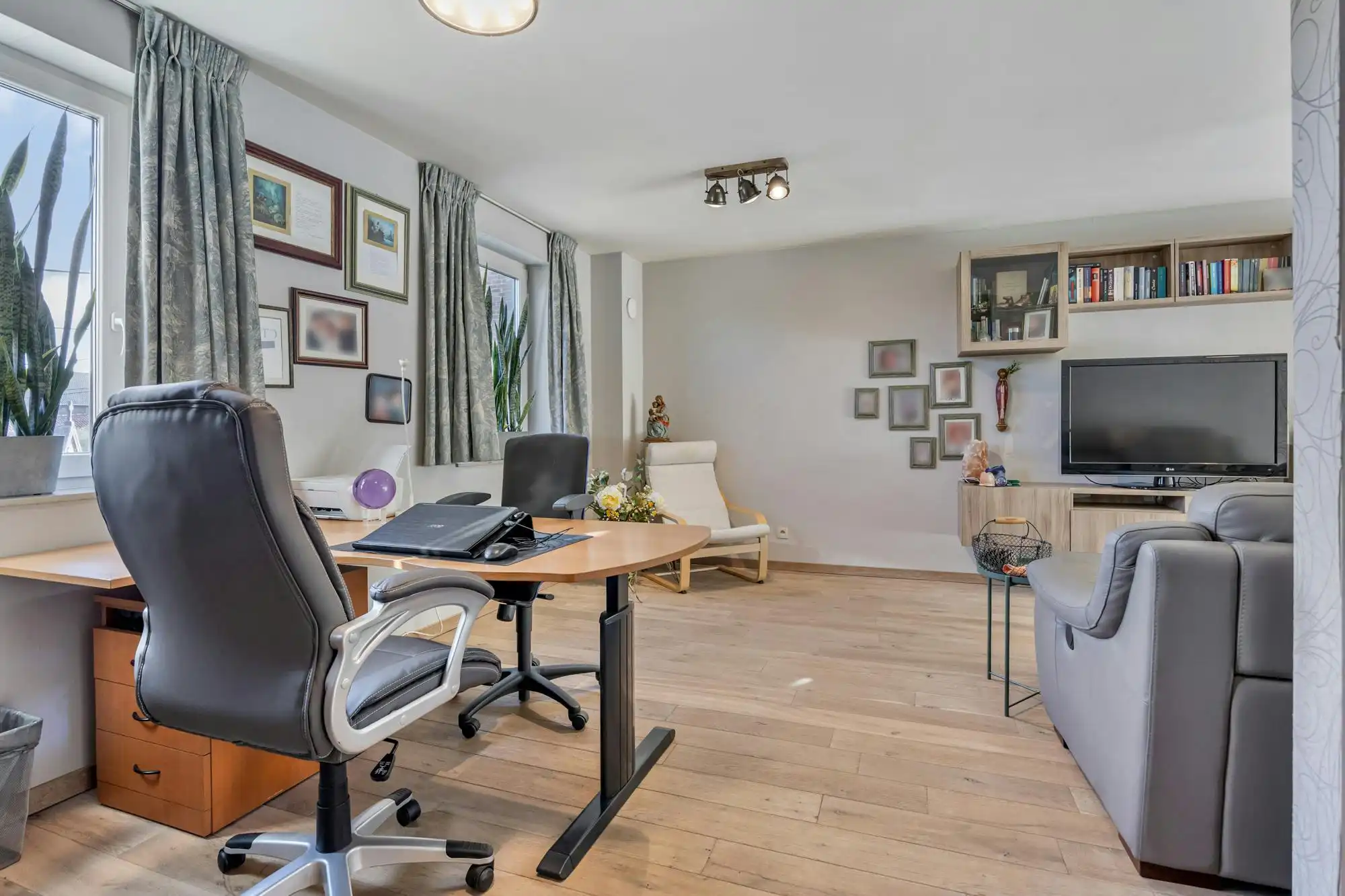 Rustig gelegen energiezuinige woning met ruime tuin foto 5