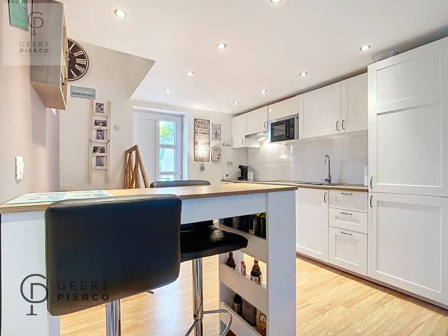 Gezellige woning met leuke tuin. foto 7