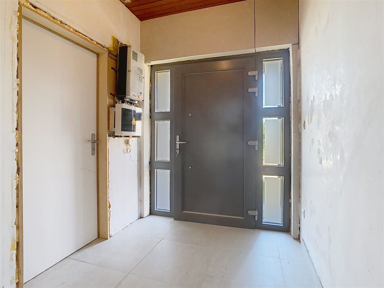 Ruime woning af te werken, 3/5 slpks, garage, tuin, 16a 03ca foto 7