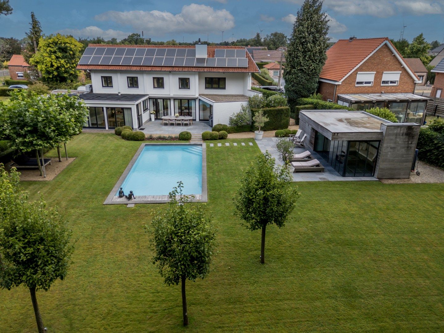 Prachtig gelegen villa met zwembad op 33 are tegen de Keiheuvel ! foto 4