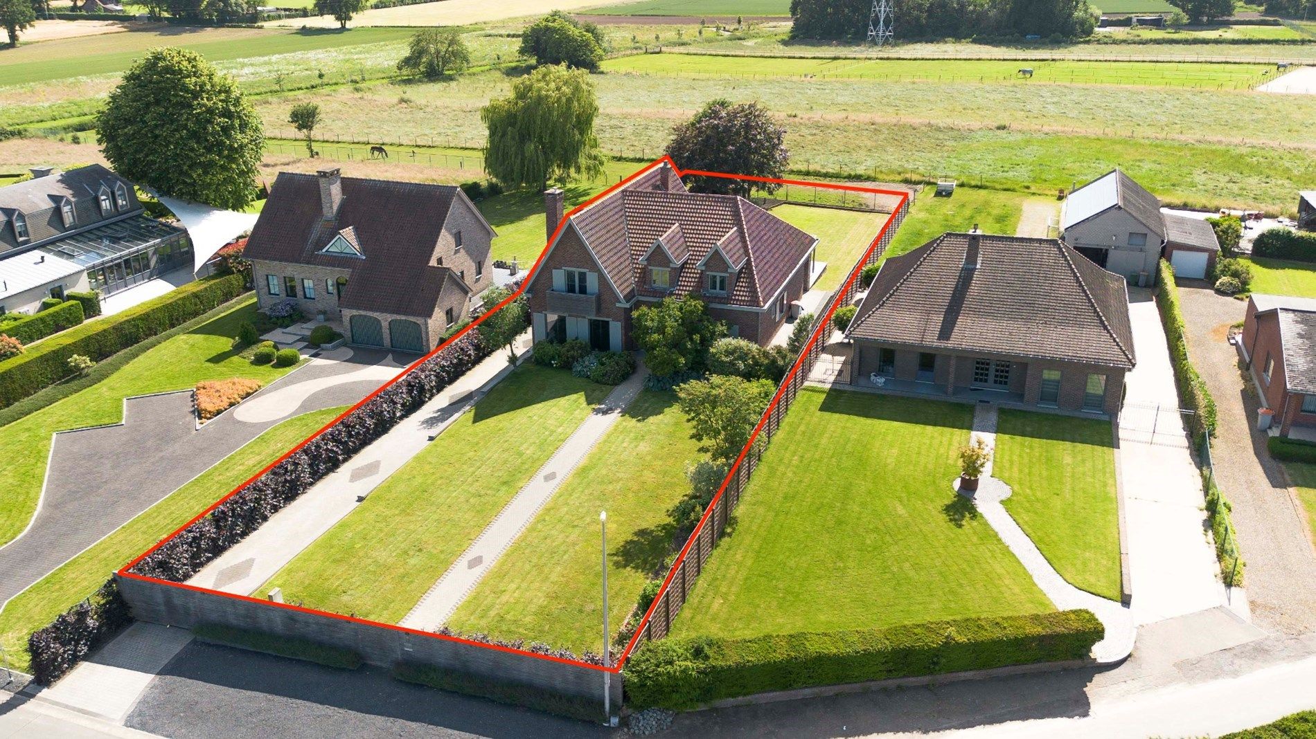 LANDELIJKE VILLA MET EEN BEWOONBARE OPP VAN 420 M² OP EEN SCHITTERENDE LOCATIE !  foto 41