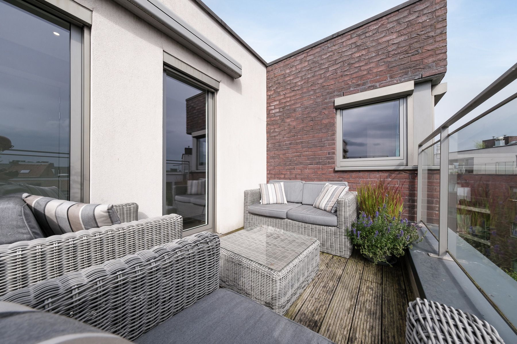 Prachtige penthouse met twee ruime terrassen foto 4