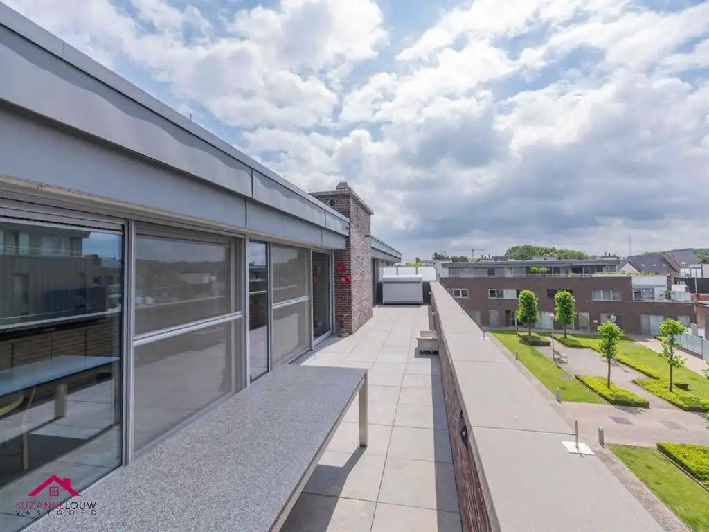 Instapklaar penthouse met terras aan voor- en achterzijde foto 6