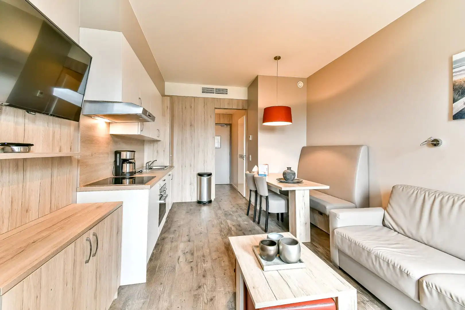 Gemeubeld vakantieappartement in vakantiedomein Duinenzicht foto 3