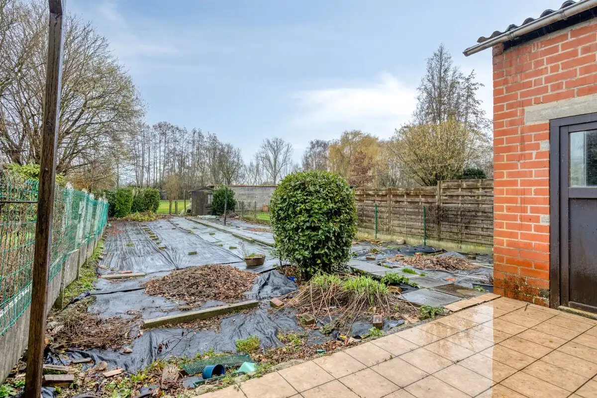 Te renoveren, ruime woning op 427 m2! foto 21