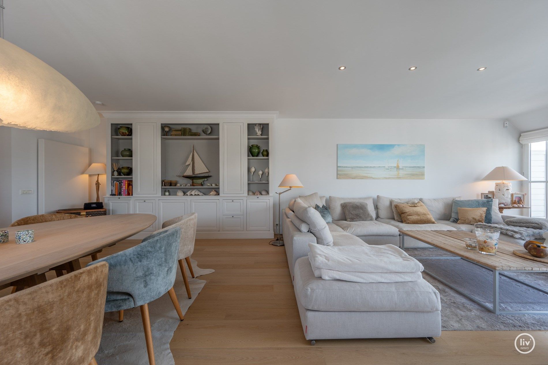 Ruim (160 m2) HOEKduplex met magnifieke open zichten op de Dumortierlaan te Knokke.  foto 7