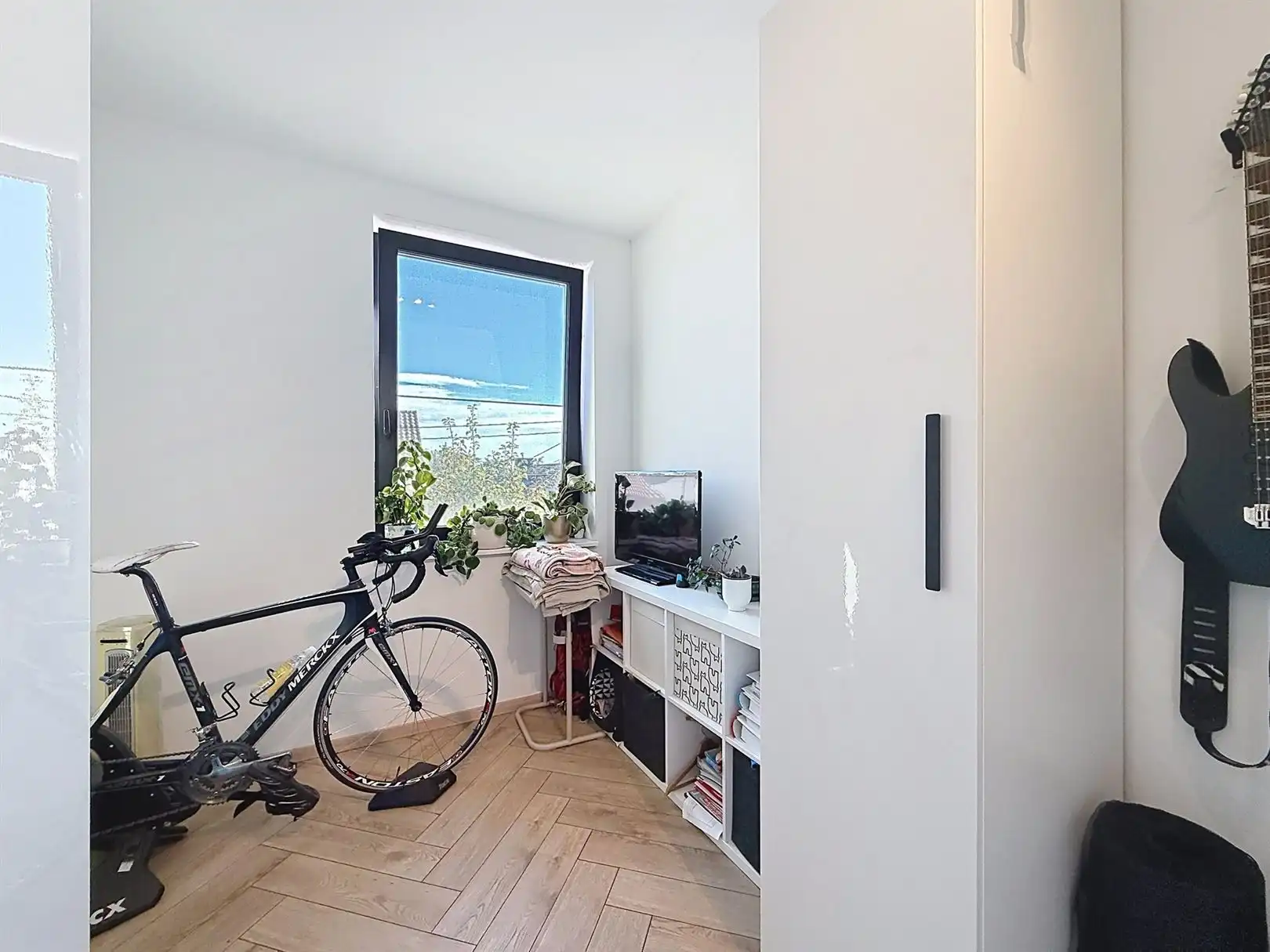 Appartement met 2 slpks, terras, autostaanplaats foto 26