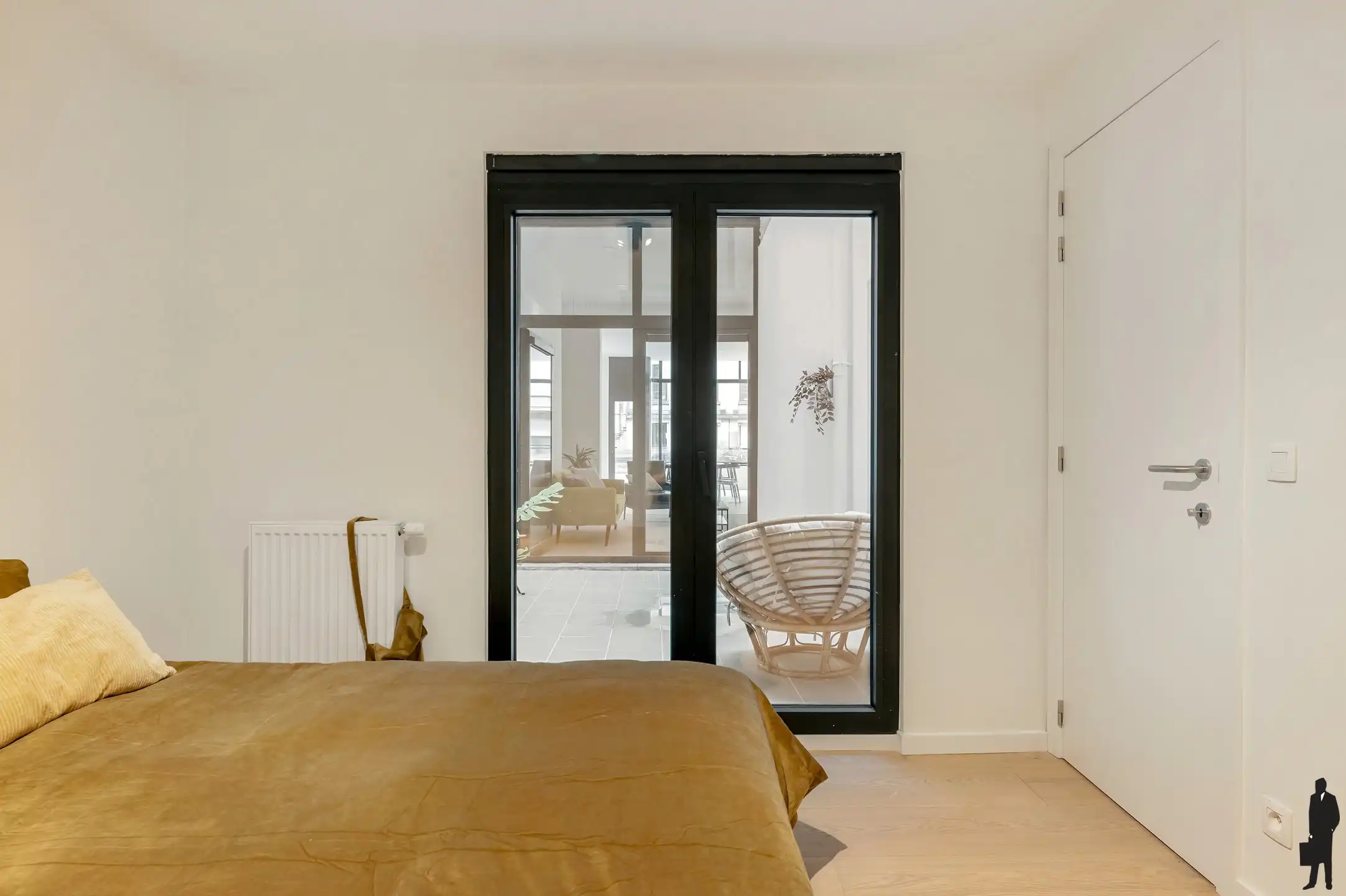 Gerenoveerde duplex met terras foto 9