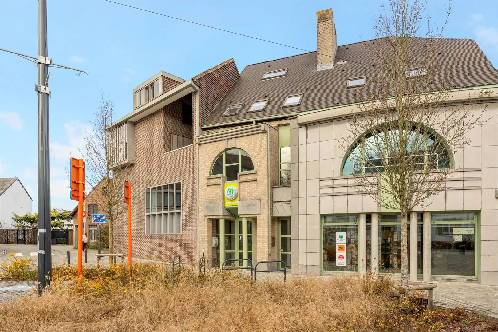 Lichtrijke kantoorruimte in het hartje van Opwijk. foto 9