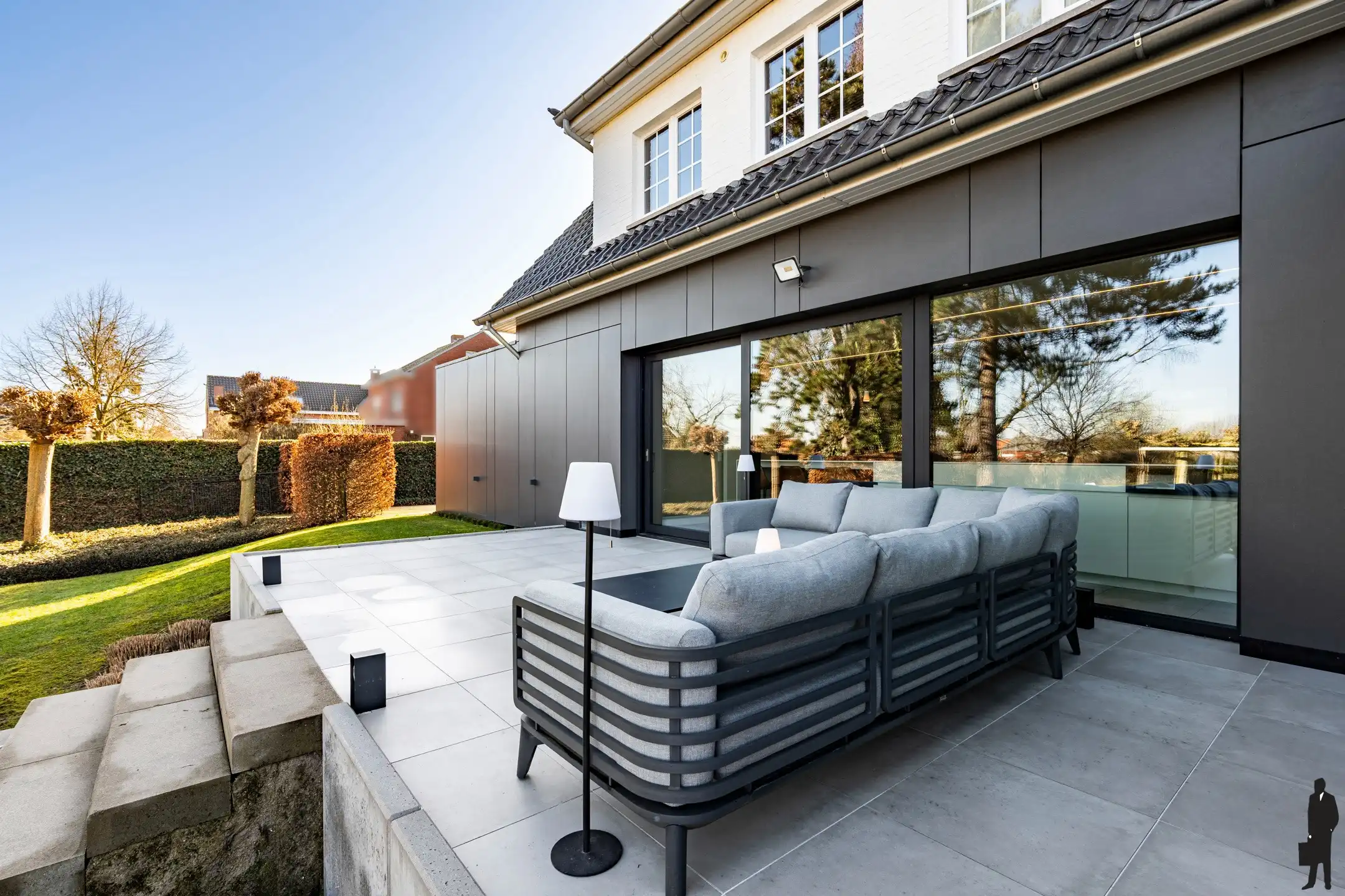 Charmante gerenoveerde villa op perceel van 1.389 m² foto 15