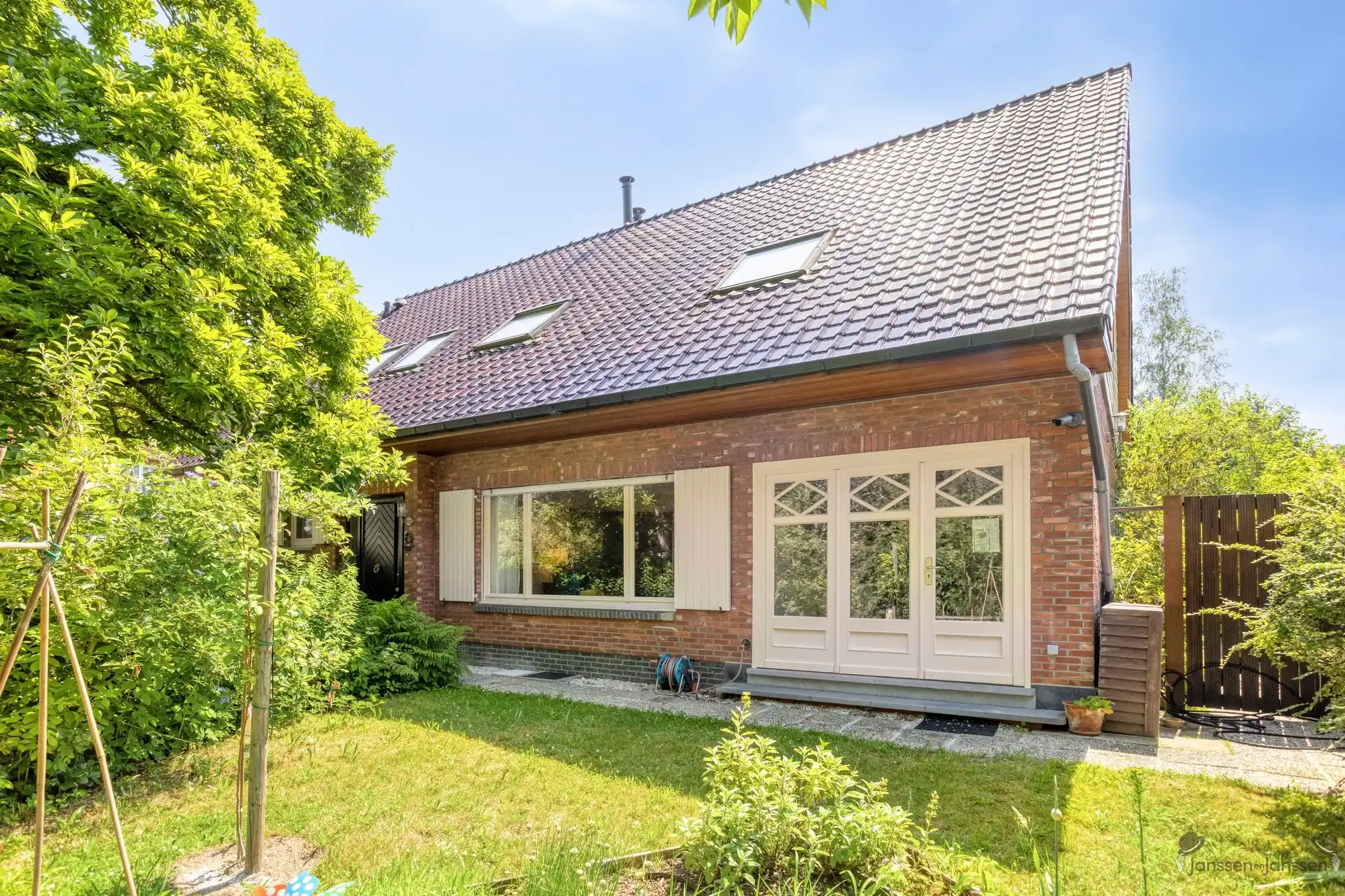 Wonen tussen licht en groen | Charmante villa met 5 slaapkamers in één van de mooiste lanen van Brasschaat foto 19