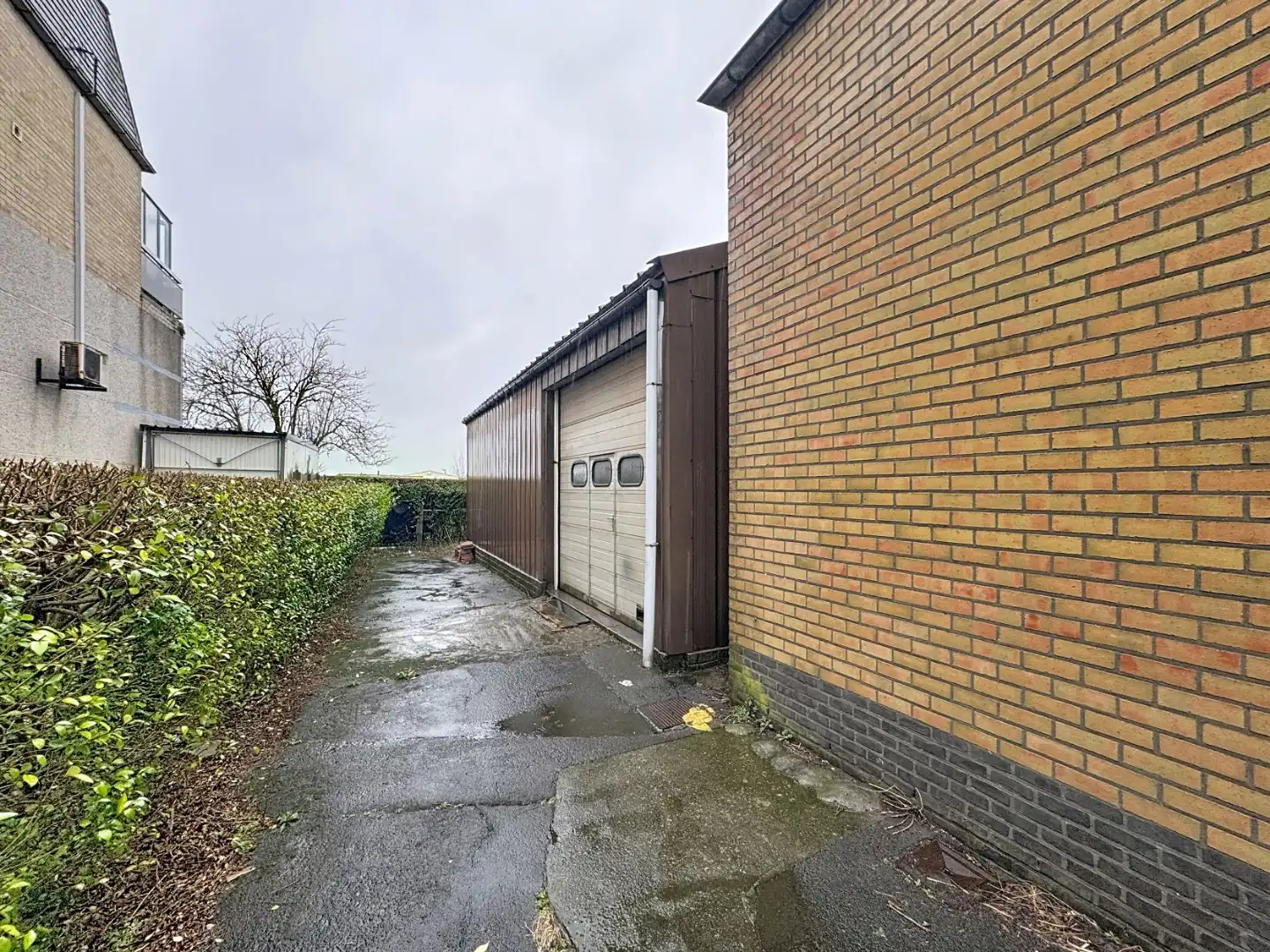 Centraal gelegen magazijn van 125m² foto 4