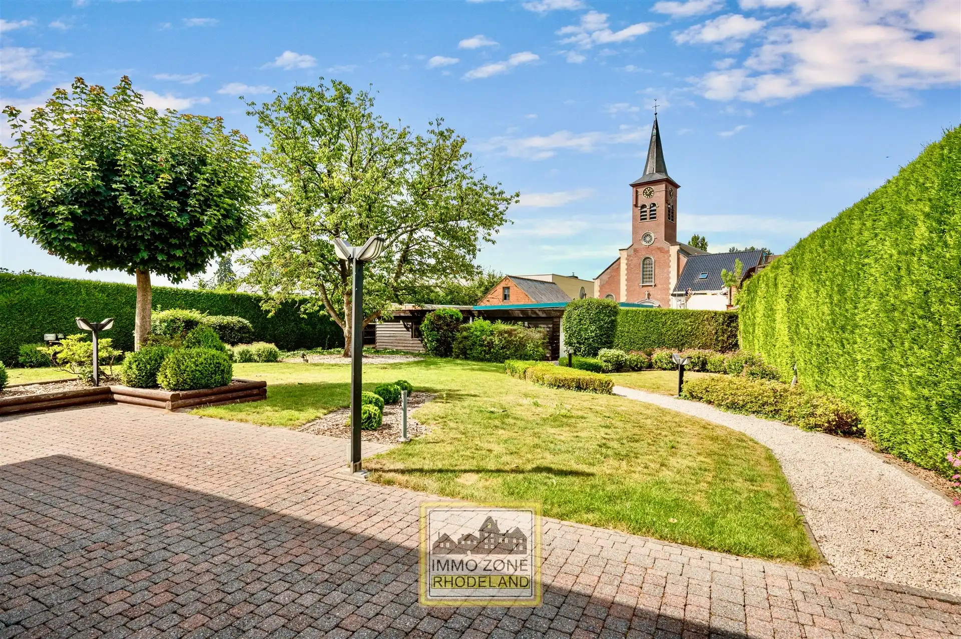 Prachtige bungalow villa met 3 slpks en mooie tuin foto 24
