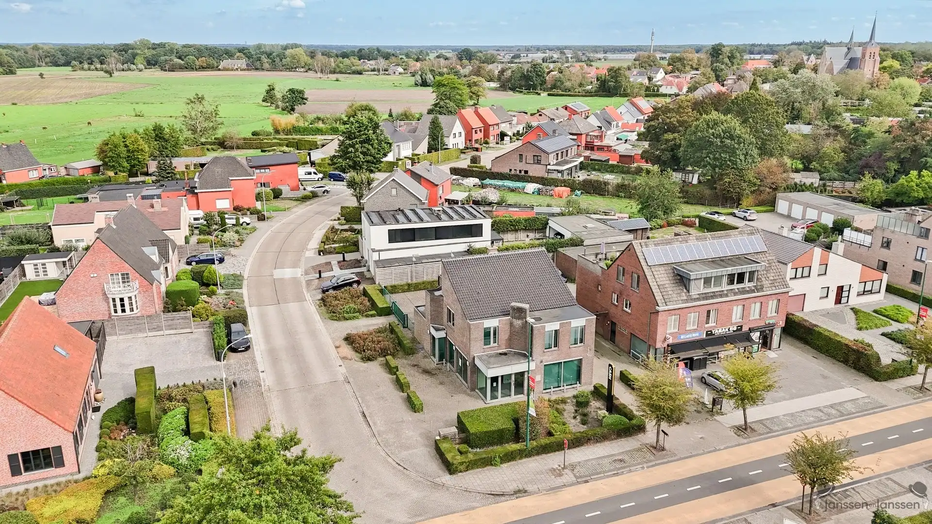 gebouw voor gemengd gebruik foto 6