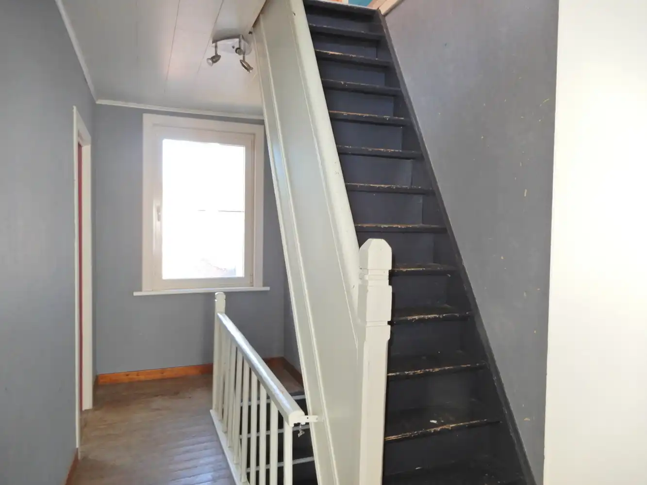 Halfopen woning te Ingelmunster. foto 14